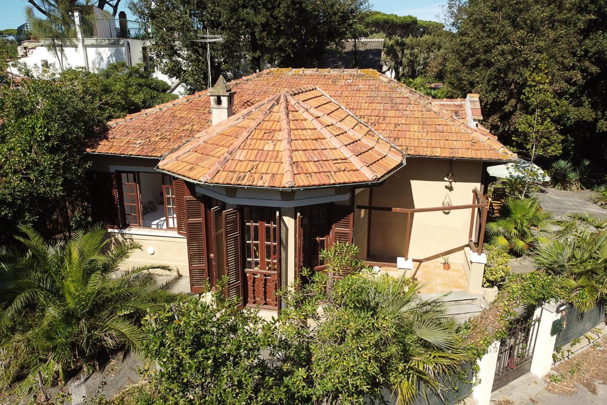 Exclusive Charming Villa - Free Parking 400 Mq Garden - Rome Airport - Roseto Villa Dream フレジェネ エクステリア 写真